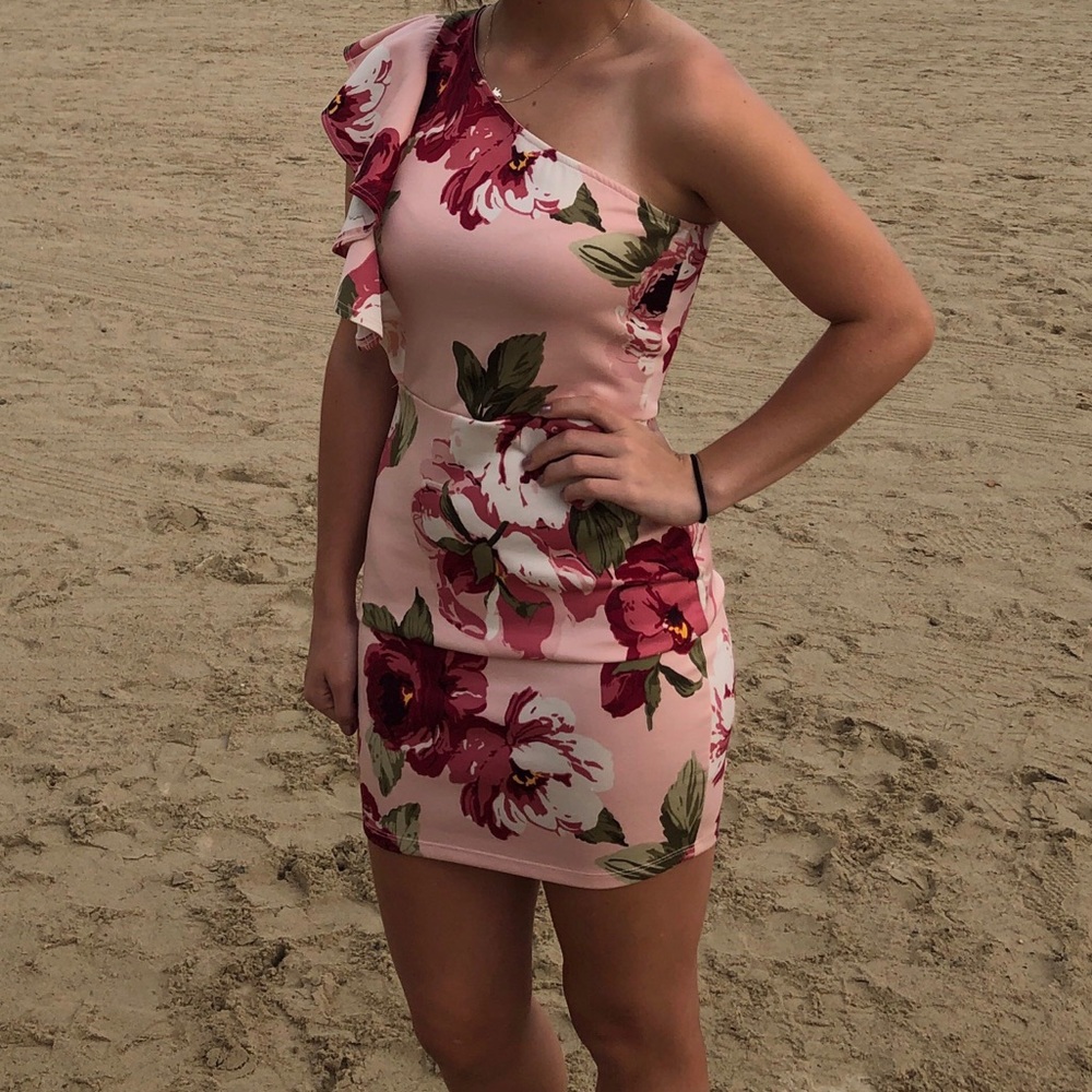 Homecoming dress